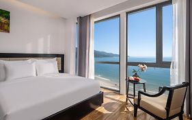 Khách sạn bãi biển Alisia Đà Nẵng